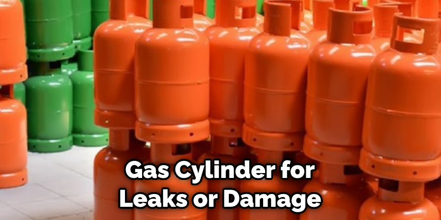 Gas Cylinder for Leaks or Damage