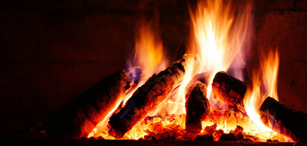 How to Light Logs in Fire Pit
