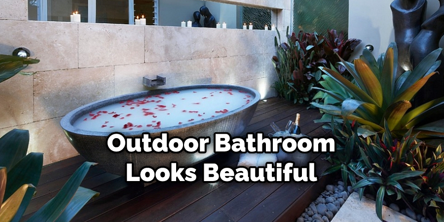 Outdoor Bathroom Looks Beautiful