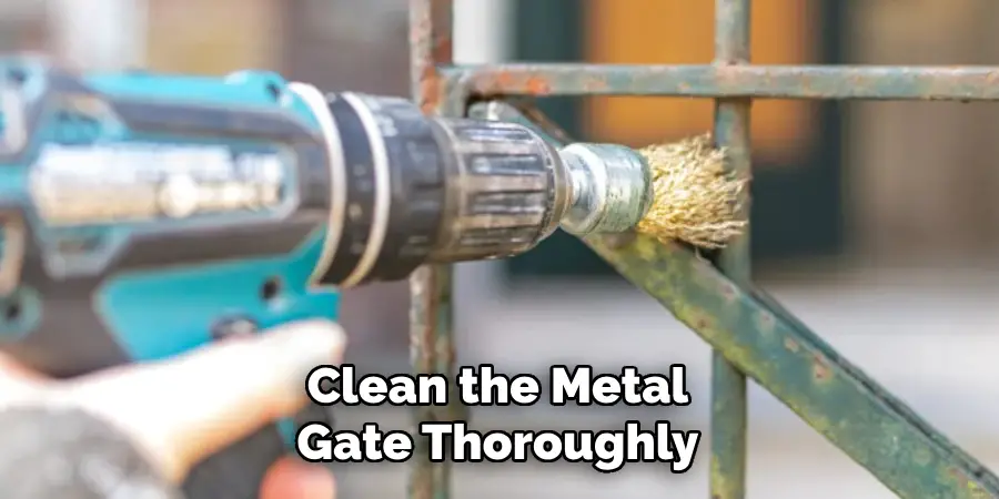 Clean the Metal Gate Thoroughly