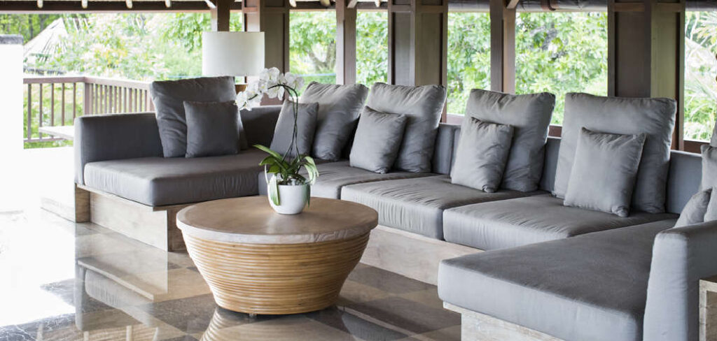 How to Mix and Match Patio Furniture