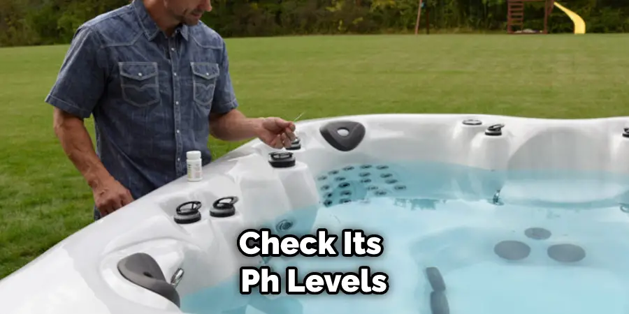 How to Shock a Hot Tub With Bleach | 10 Easy Steps (2024)