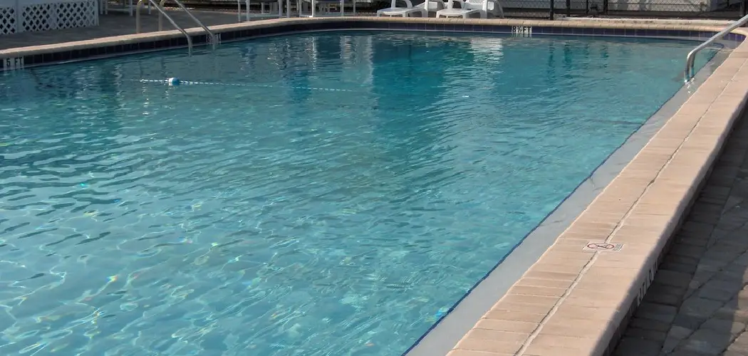 How to Clean Swimming Pool Water without Chlorine