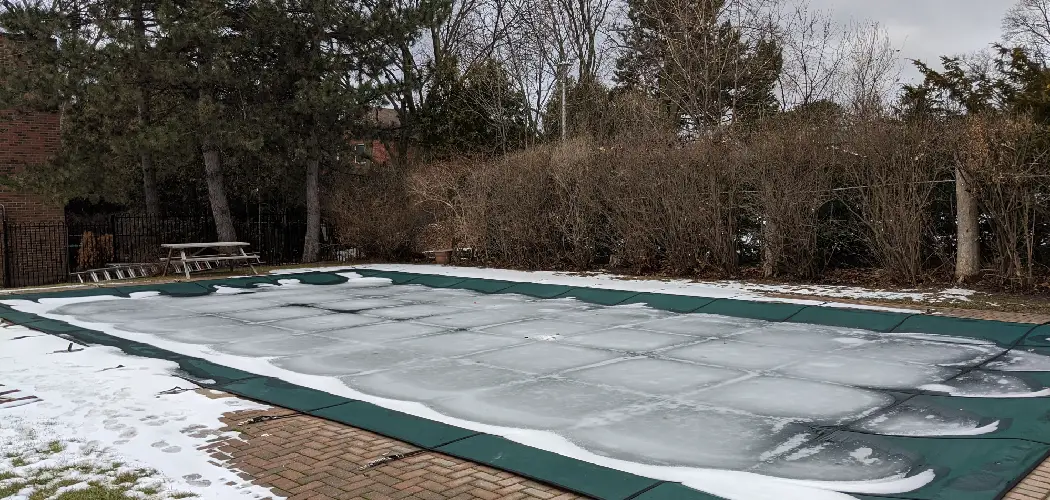 How to Clean Auto Pool Cover