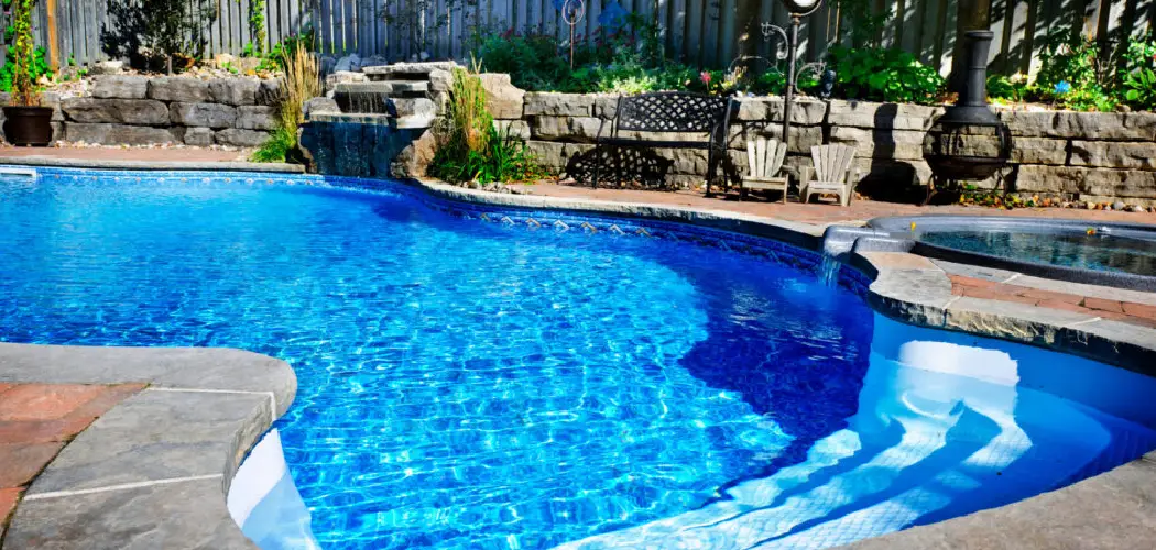 How to Clean an above Ground Pool without a Vacuum