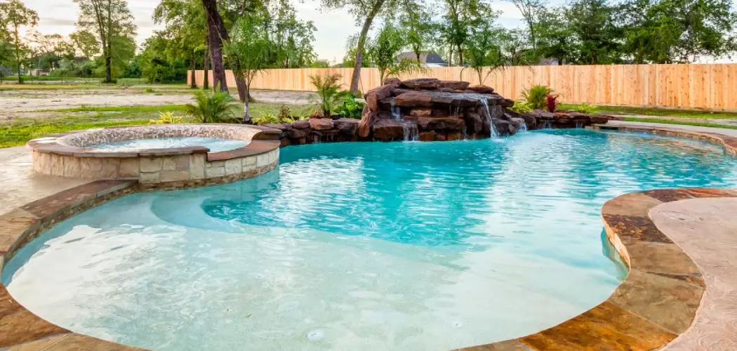 How to Design a Backyard With a Pool